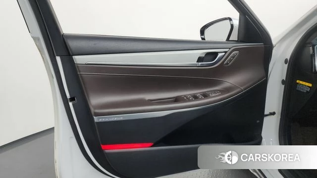 Hyundai Grandeur IG id 4245819 из Кореи 16