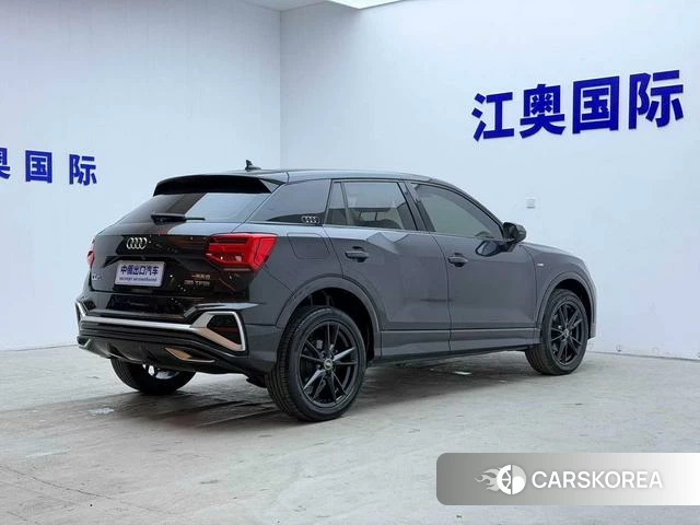Audi Q2L id 4299794 из Китая 16