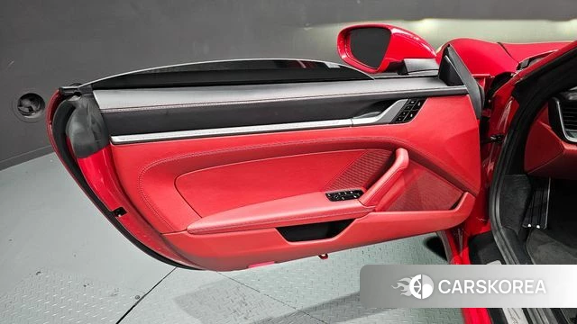 Porsche 911(992) id 4416510 из Кореи 16