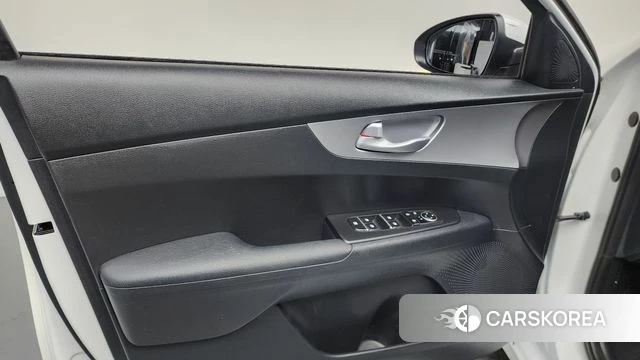 Kia The New K3 2nd generation id 4608375 из Кореи 16