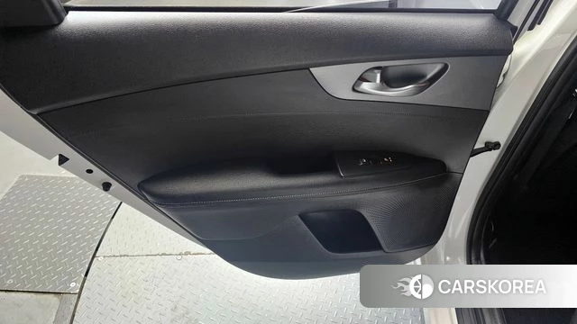 Kia Come New K3 id 4188663 из Кореи 16