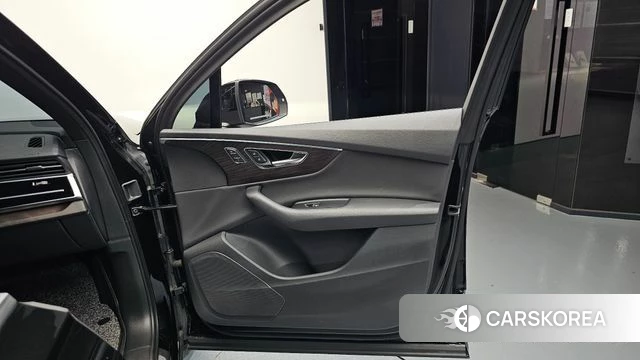 Audi Q7 (4M) id 4683037 из Кореи 16