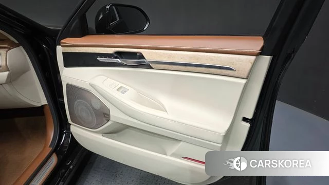 Genesis G90 id 4525598 из Кореи 16