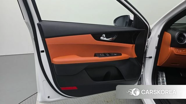 Kia The New K3 2nd generation id 4292106 из Кореи 16