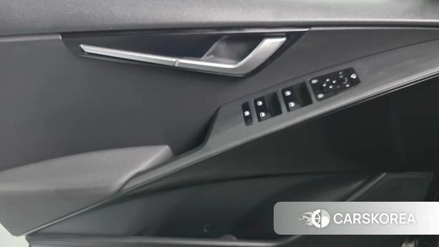 Kia Di Ol Nu Niro id 4350128 из Кореи 16