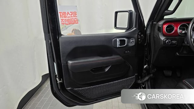 Jeep Wrangler (JL) id 4580742 из Кореи 16