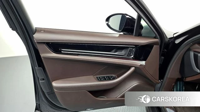 Porsche Panamera (976) id 4505259 из Кореи 16