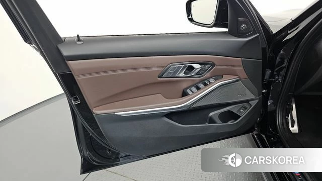 BMW 3 Series (G20) id 4400504 из Кореи 16