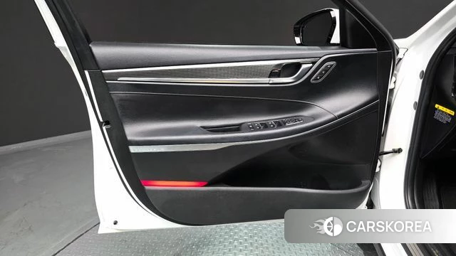 Hyundai Grandeur IG id 4357029 из Кореи 16