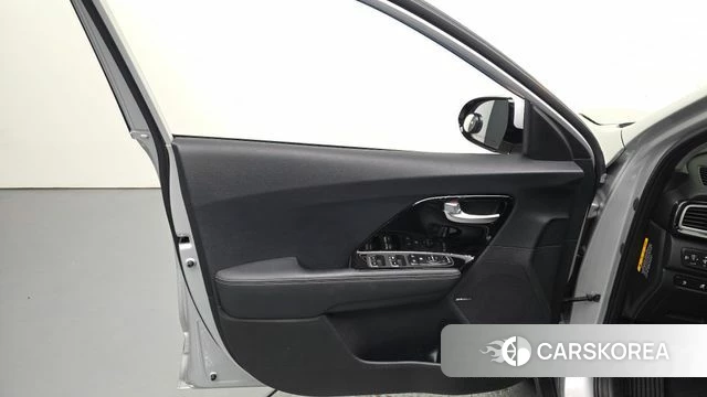 Kia Niro EV id 4344530 из Кореи 16