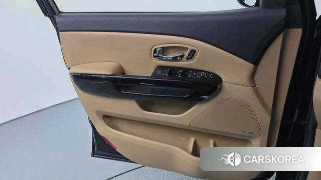 Kia The New Carnival id 4596013 из Кореи 16