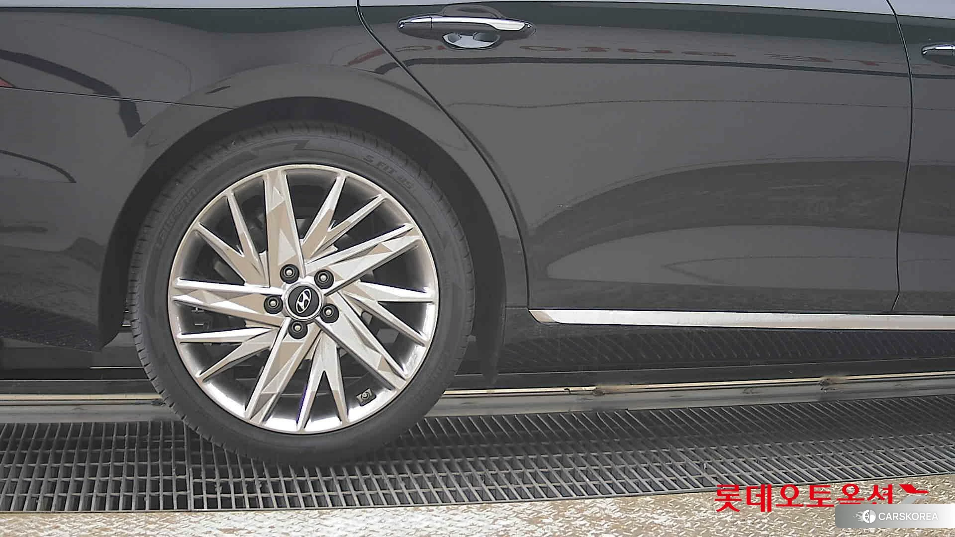 Hyundai Grandeur id 3881999 из Кореи 16