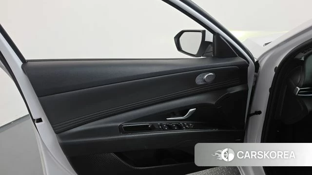 Hyundai Avante Hybrid (CN7) id 4693152 из Кореи 16