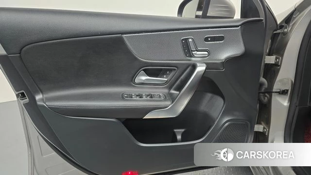 Mercedes-Benz A-Class W177 id 4746482 из Кореи 16