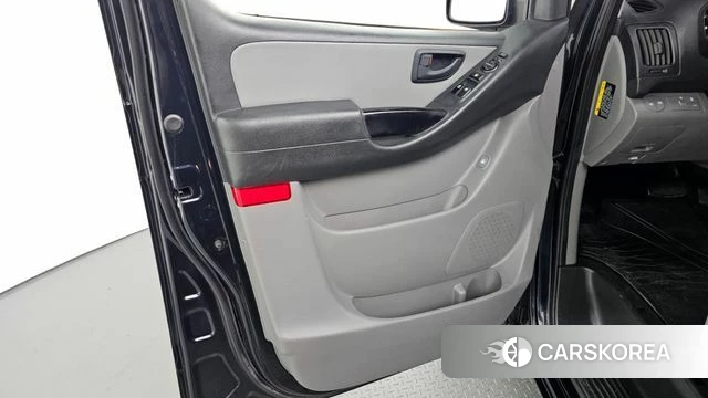 Hyundai The New Grand Starex id 4647333 из Кореи 16