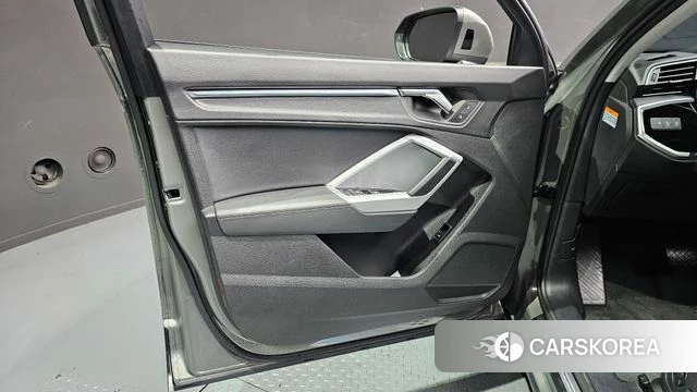 Audi Q3 (F3) id 4428116 из Кореи 16