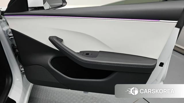 Tesla Model 3 id 4499780 из Кореи 16
