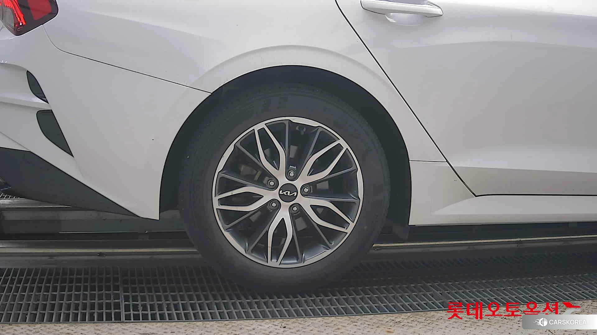 Kia K5 id 4902331 из Кореи 16
