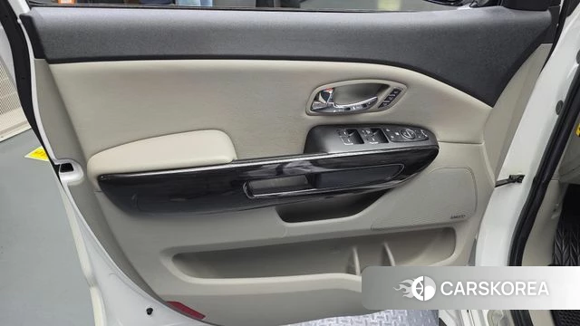Kia The New Carnival id 4331472 из Кореи 16