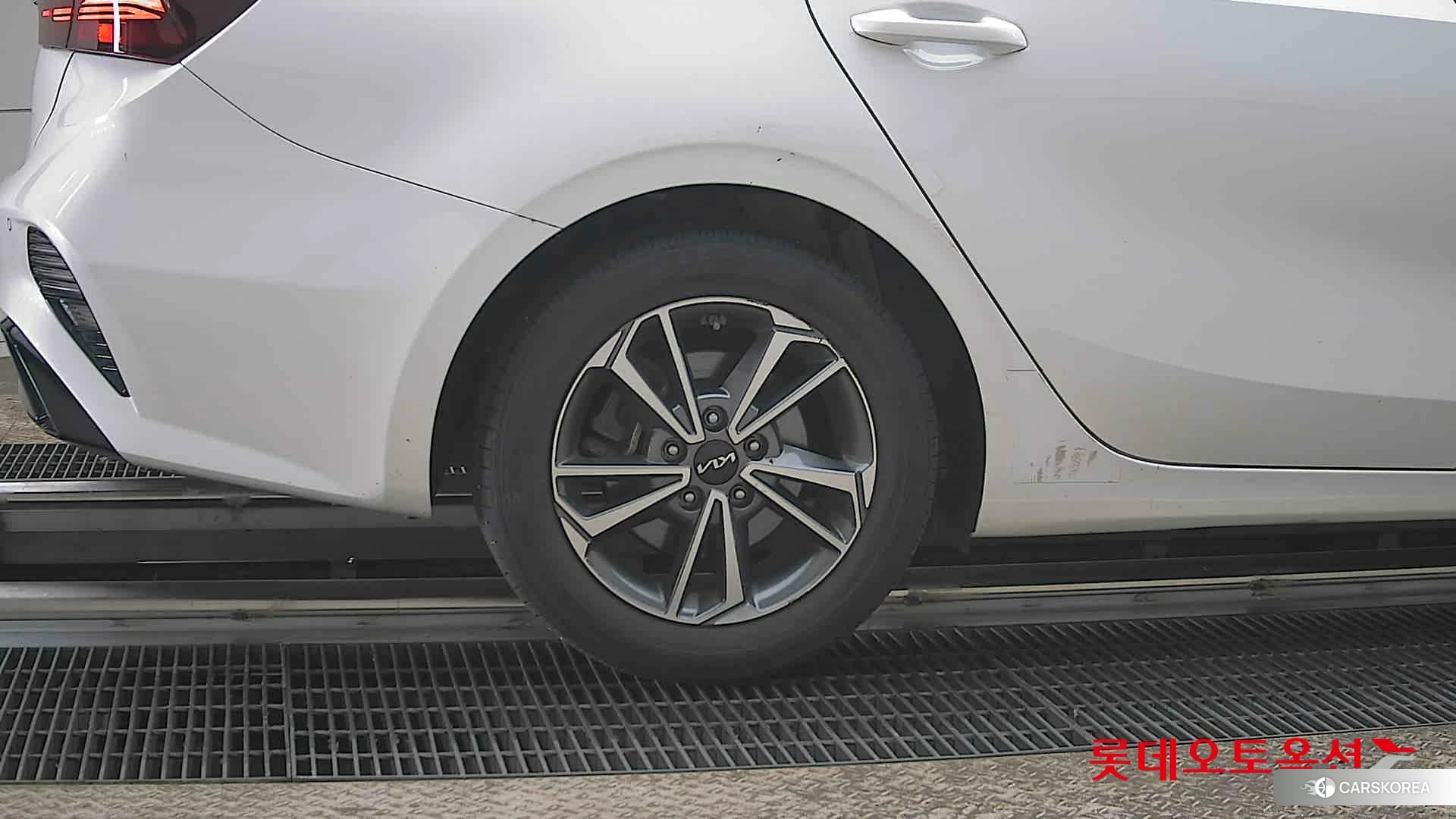 Kia K3 id 3888381 из Кореи 16