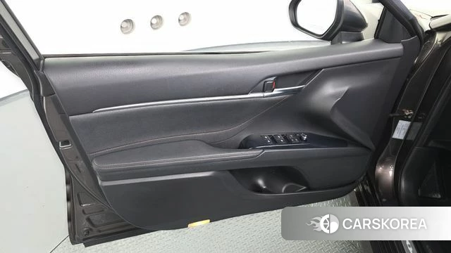 Toyota Camry (XV70) id 4435727 из Кореи 16