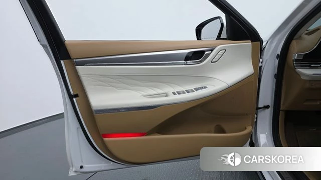 Hyundai The New Grandeur IG Hybrid id 4683457 из Кореи 16