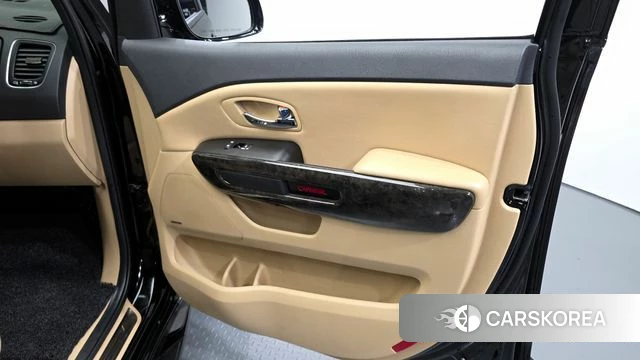Kia The New Carnival id 4410994 из Кореи 16