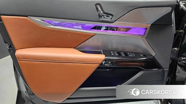 BMW 7 Series (G70) id 4505307 из Кореи 16