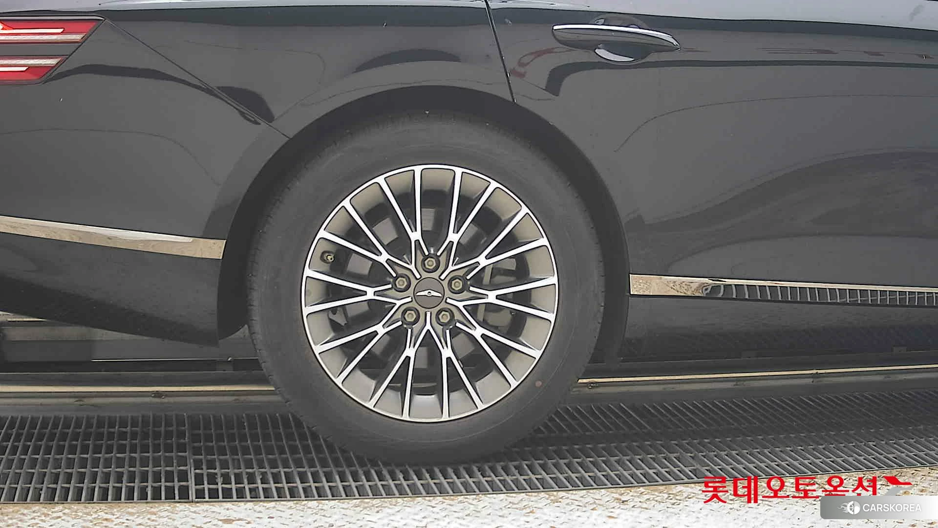 Hyundai G80 id 4679343 из Кореи 16