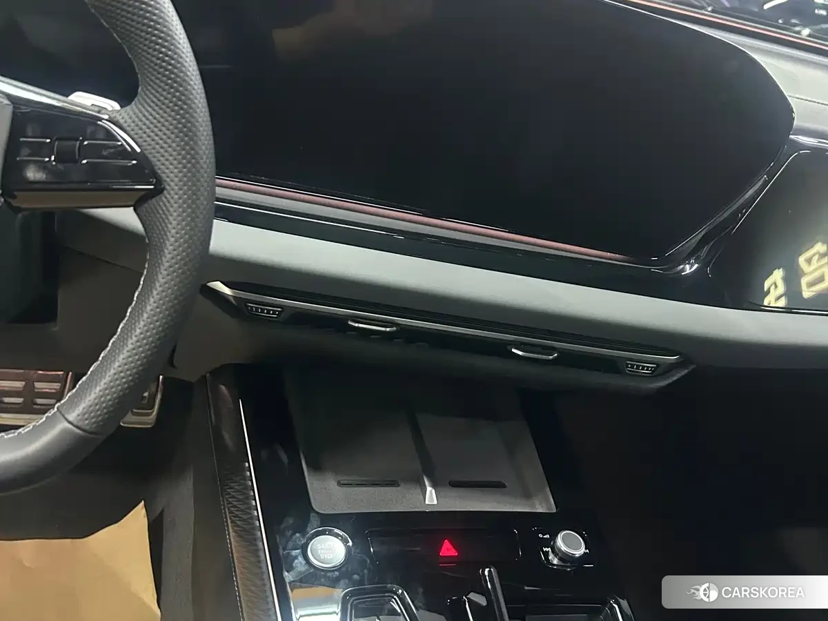 Audi A6L id 4538862 из Китая 16