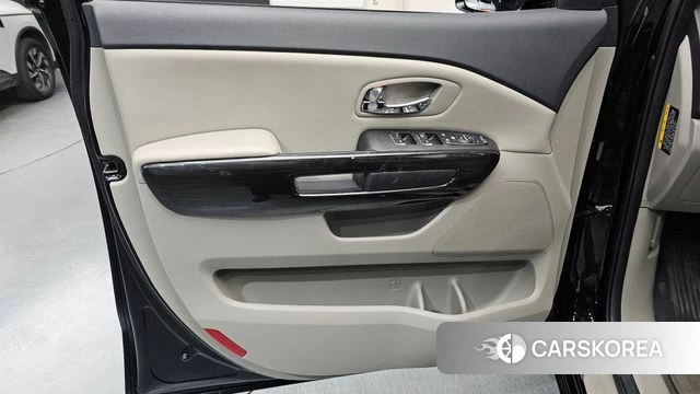 Kia The New Carnival id 4362720 из Кореи 16