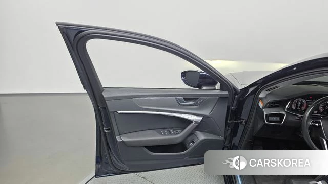 Audi A6 (C8) id 4572327 из Кореи 16