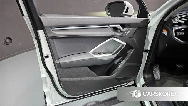 Audi Q3 (F3) id 4302838 из Кореи 16
