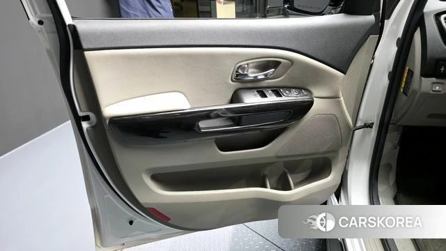 Kia The New Carnival id 4197237 из Кореи 16