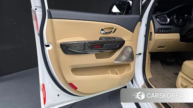 Kia The New Carnival id 4490398 из Кореи 16