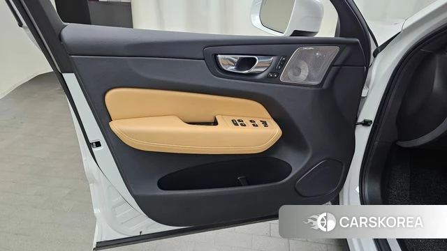 Volvo XC60 second Generation id 4651147 из Кореи 16