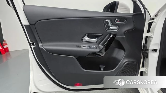 Mercedes-Benz A-Class W177 id 4759702 из Кореи 16