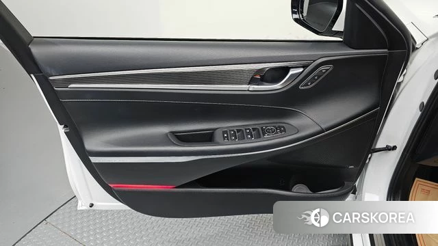 Hyundai Grandeur IG Hybrid id 4647685 из Кореи 16