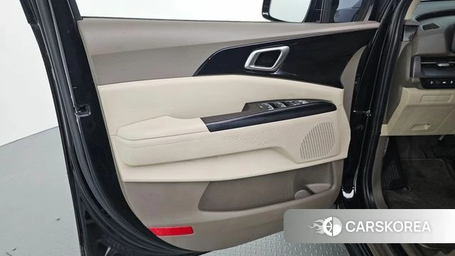 Kia Carnival 4th generation id 4581058 из Кореи 16