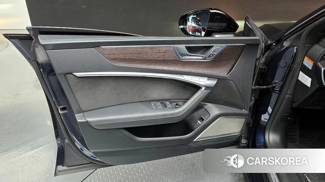 Audi A7 (4K) id 4231128 из Кореи 16