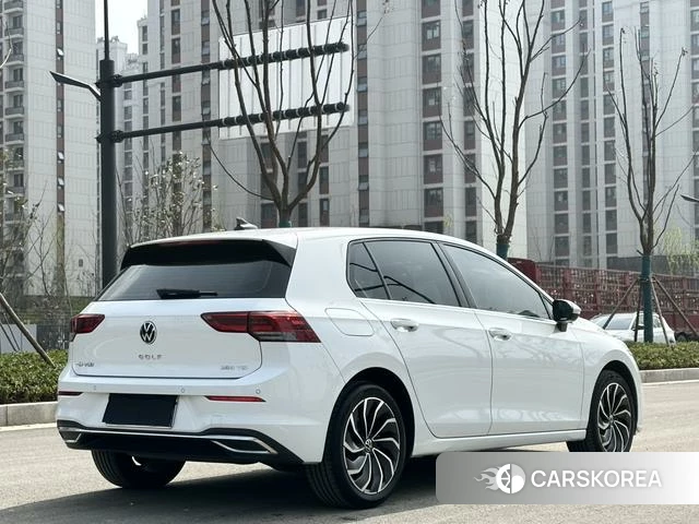 Volkswagen Golf id 3993812 из Китая 16