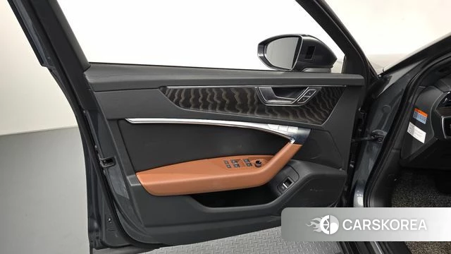 Audi A6 (C8) id 4501336 из Кореи 16