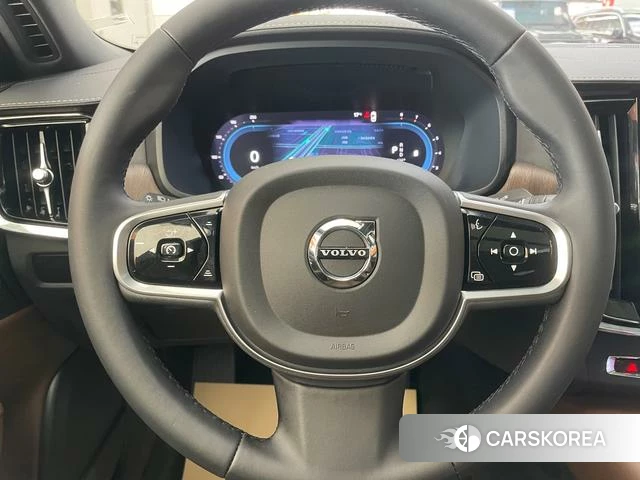 Volvo S90 id 3875915 из Китая 16