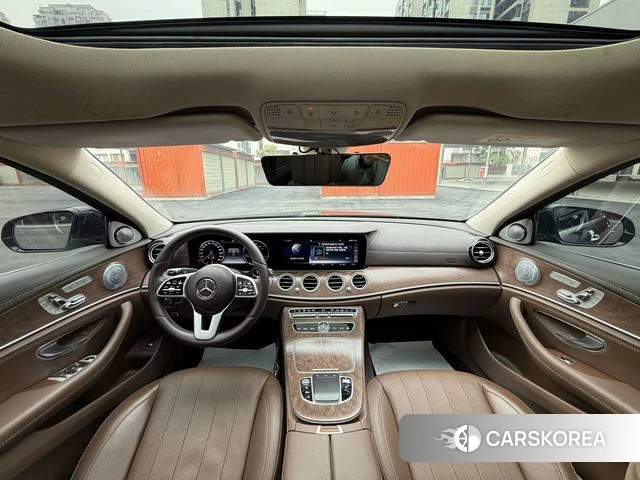Mercedes-Benz E-class id 4216274 из Китая 16