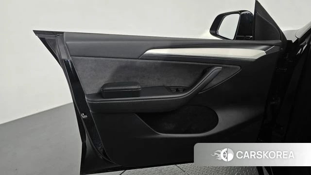 Tesla Model Y id 4871204 из Кореи 16