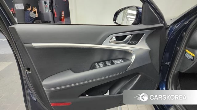 Genesis G70 id 4563201 из Кореи 16