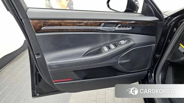 Genesis G90 id 4667169 из Кореи 16