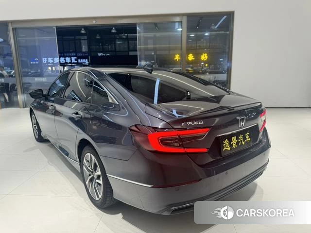 Honda Accord id 4273979 из Китая 16