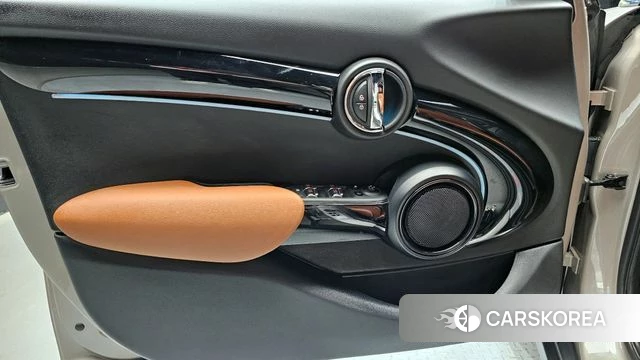 Mini Cooper S id 4330310 из Кореи 16