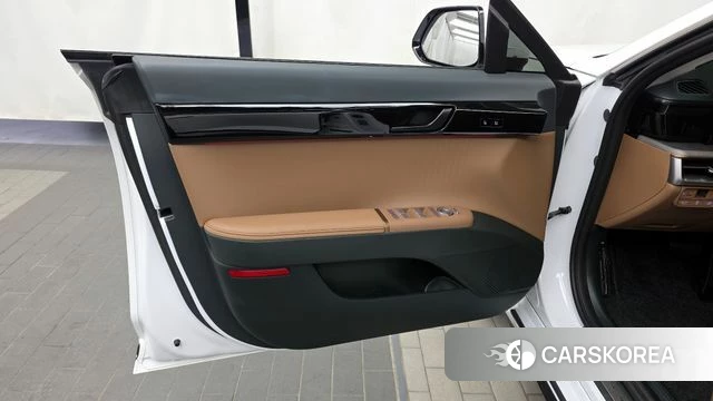 Hyundai Grandeur Hybrid (GN7) id 4394450 из Кореи 16